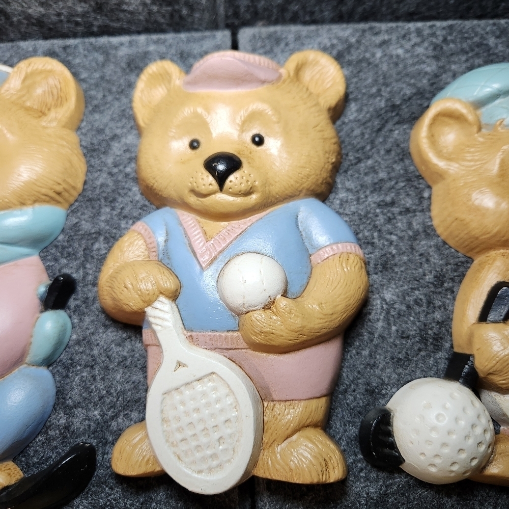 Vtg Burwood Products Bears & Straw Hats Wall Hang Golf Tennis Ski Blue Pink - Picture 5 of 13